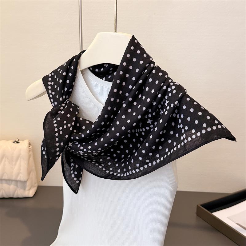 New retro small square scarf -blocked cashew silk scarf imitation neckerchief sun protection decoration for women