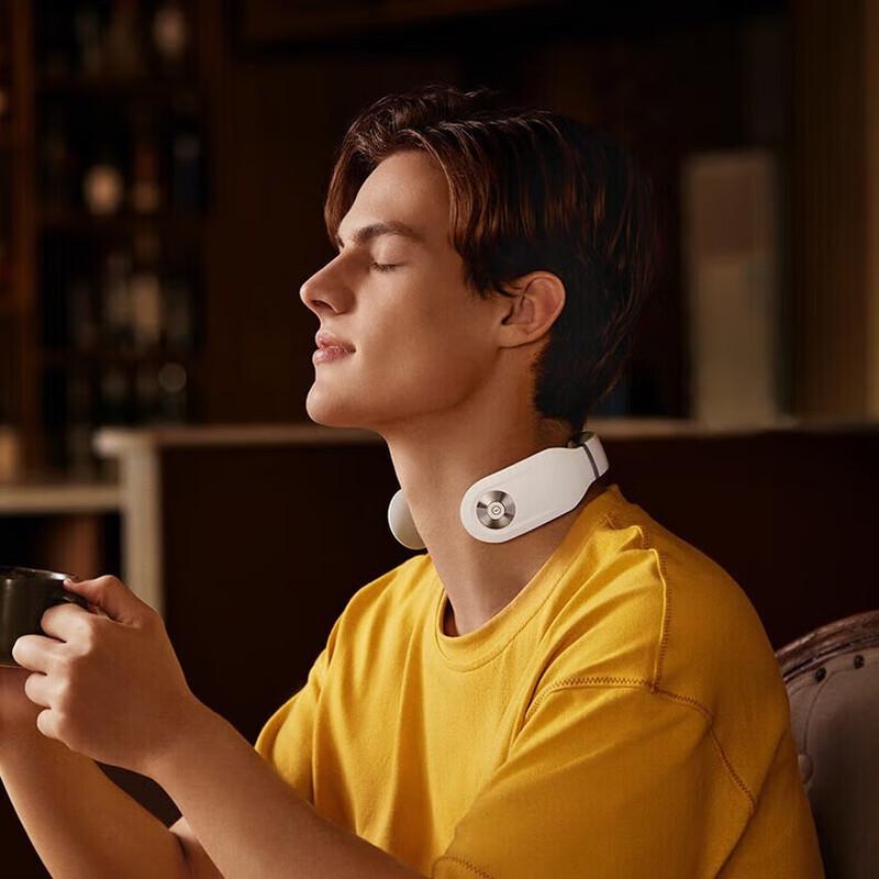 SKG Portable Smart Neck Massager