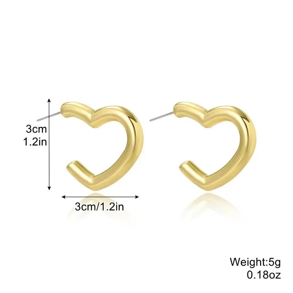 Vintage Simple Fake Piercing Metal Gold Color Ear Clips Asymmetry Round Clip Earrings for Women Fashion Heart Jewellery Gift