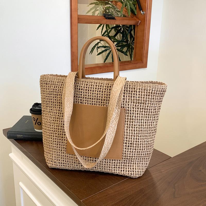 Large Capacity Hand Carry Woven Bag Women's 2025 New Fashion Shoulder Bag Contrasting Color Niche Tote Bag