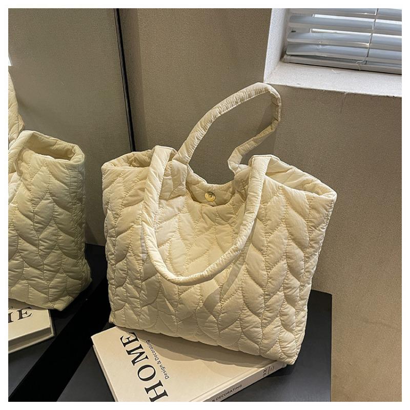 Modische Tasche mit großem Fassungsvermögen für Damen. Neue Unterarmtasche. Modische und einfache Unterarm-Tragetasche mit einer Schulter