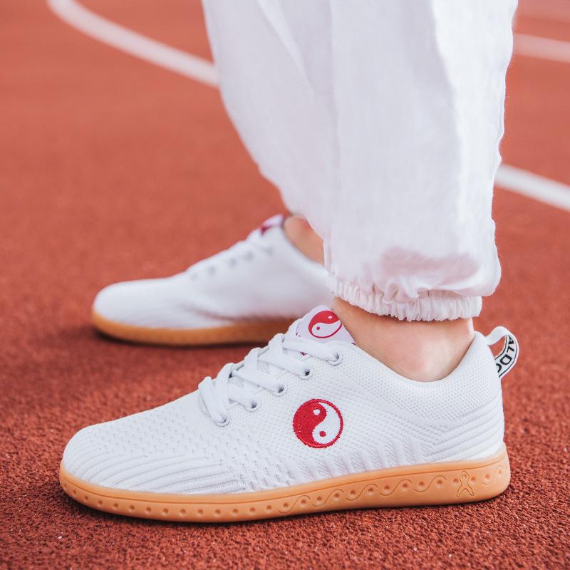 Prodyšné síťované boty na Tai Chi pro muže a ženy - Letní sportovní boty na Wushu a Kung Fu s podrážkou z hovězí šlachy