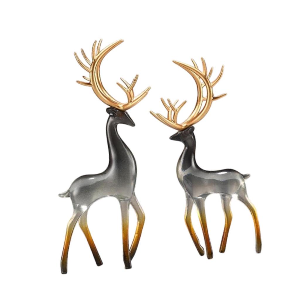 2 Decorative Deer Figurines Desk Ornaments Crafts Lifelike Reindeer Statues for Halloween Bookshelf
