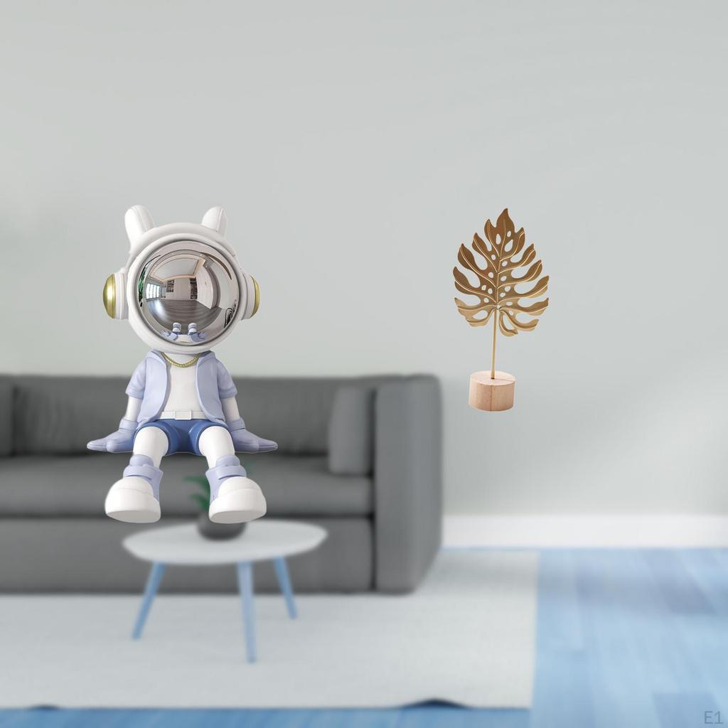 Nordic Astronaut Sculpture Creative Figurine Metal Statue Abstract Ornament for Bookshelf Table