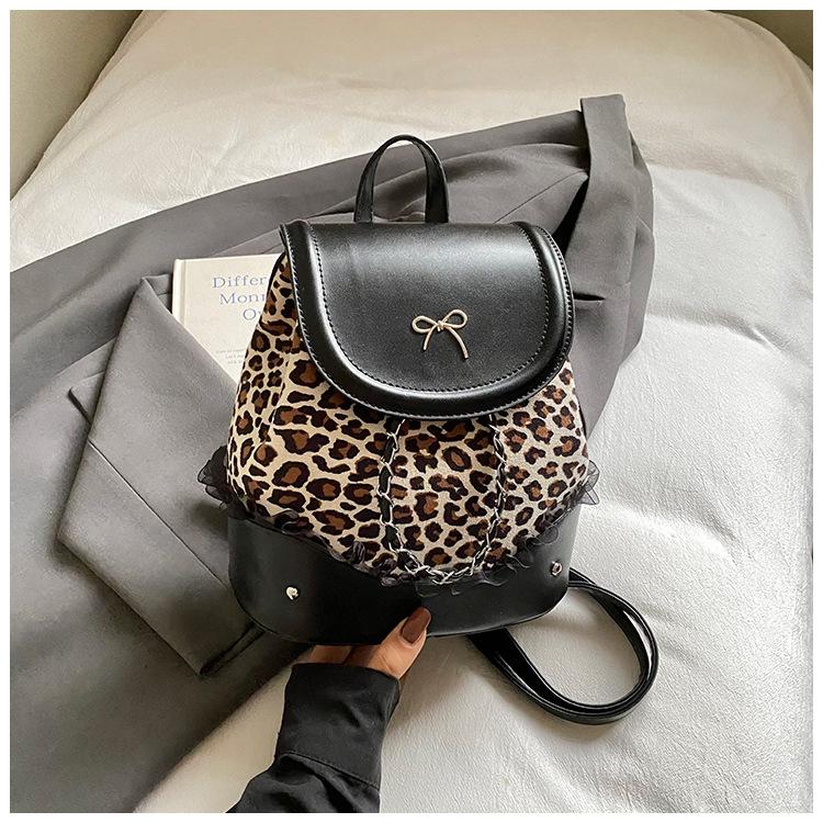 Fashion Leopard Print Simple and Lightweight Backpack Bag Women's 2025 Autumn New Simple Large-capacity Commuter Bucket Bag