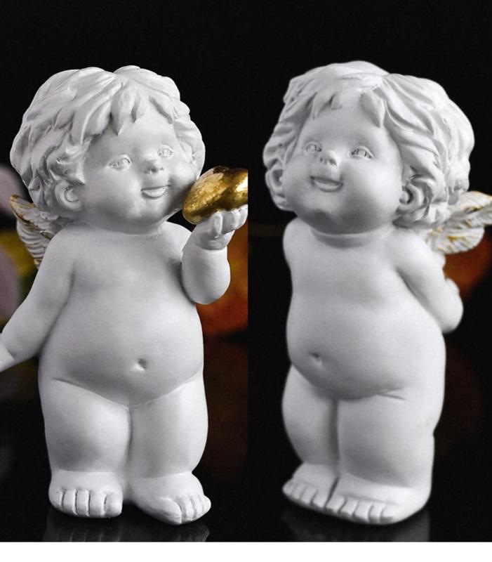 Romance Baby Little Angelic with Heart Desktop Figurine Resins Cherub Statue Sculpture Ornament for Valentines Gifting