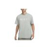 Nike Men's Outdoor Casual Soft Crew Neck Short Sleeve T-Shirt in Green