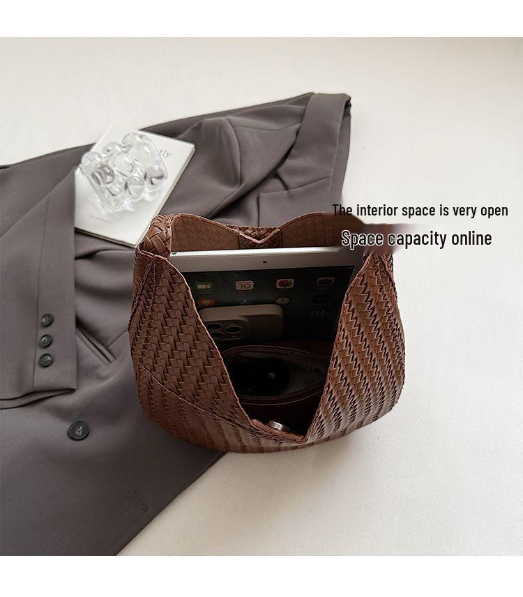 Korean Style Woven Bucket Bag: Women's Fashion Casual Shoulder & Underarm Retro Handbag