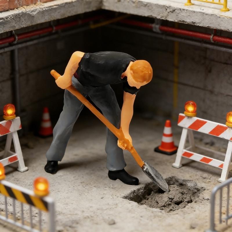 Realistic Mini Construction Worker Digging Scene In 1:64 Scale Resin Craft Road Construction Model for Display & Fun