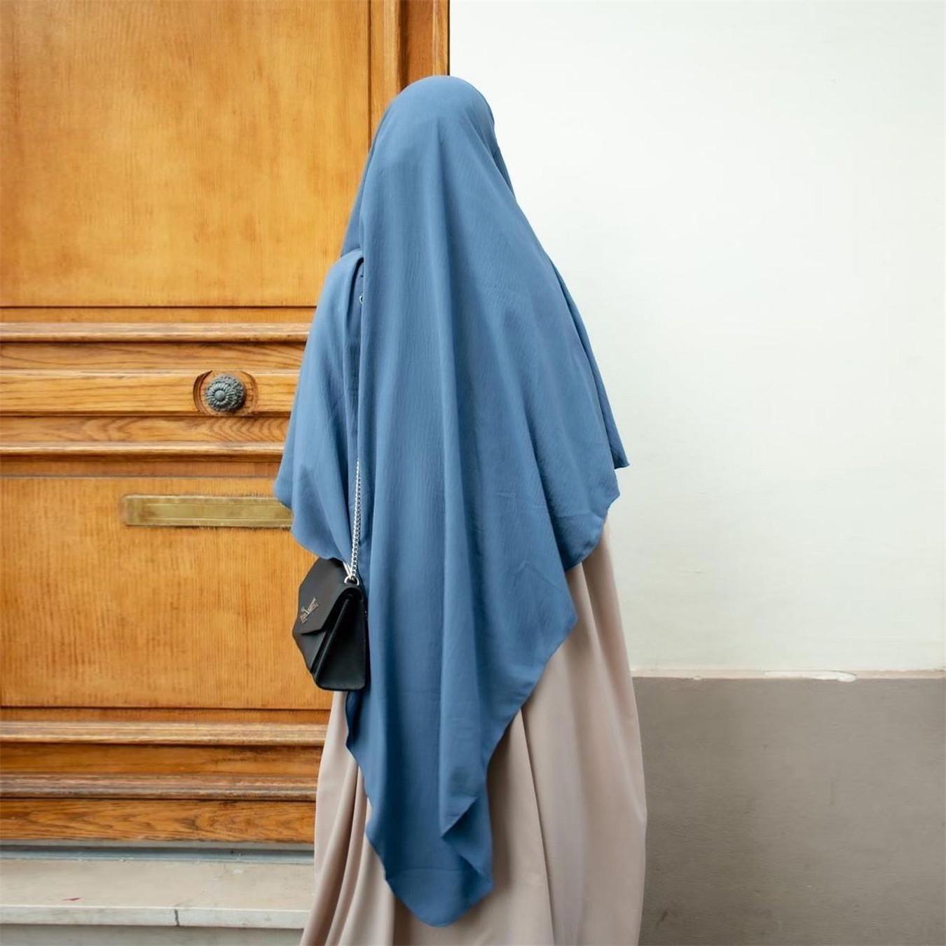 

Красочные мусульманские халаты и платки в турецком стиле для Ближнего Востока и Дубая озеро синий