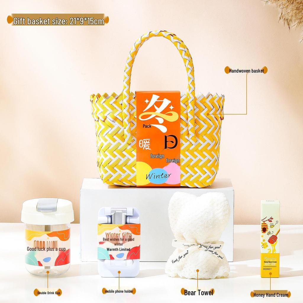 High-End Winter Souvenir: Luxury Corporate Gift for Clients & Employees