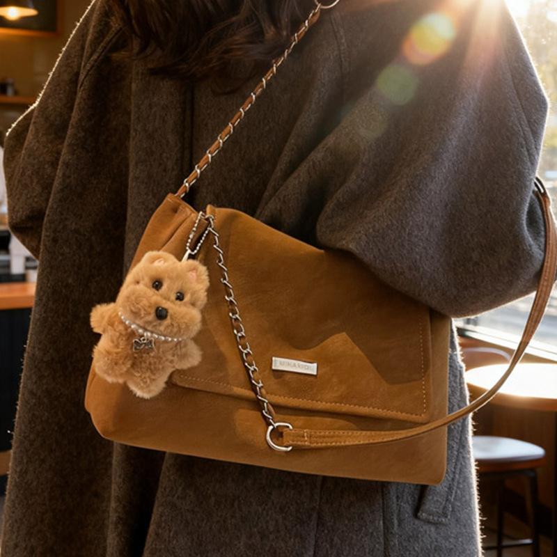 Niche and Stylish Bag, Large-capacity Commuter Tote Bag, and Fashionable Single-shoulder Bag