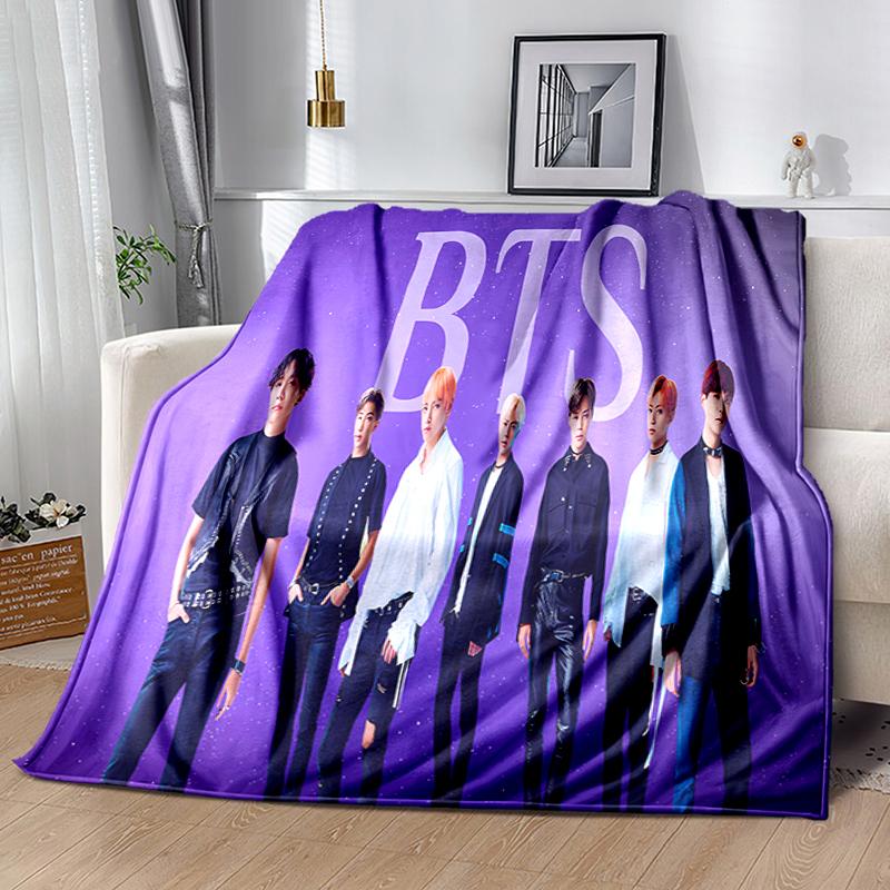 1pc Blanket Kpop Print Design, Lightweight Blanket for Sofa, Bed- Soft &Warm, Gift for All Seasons like Christmas, Halloween