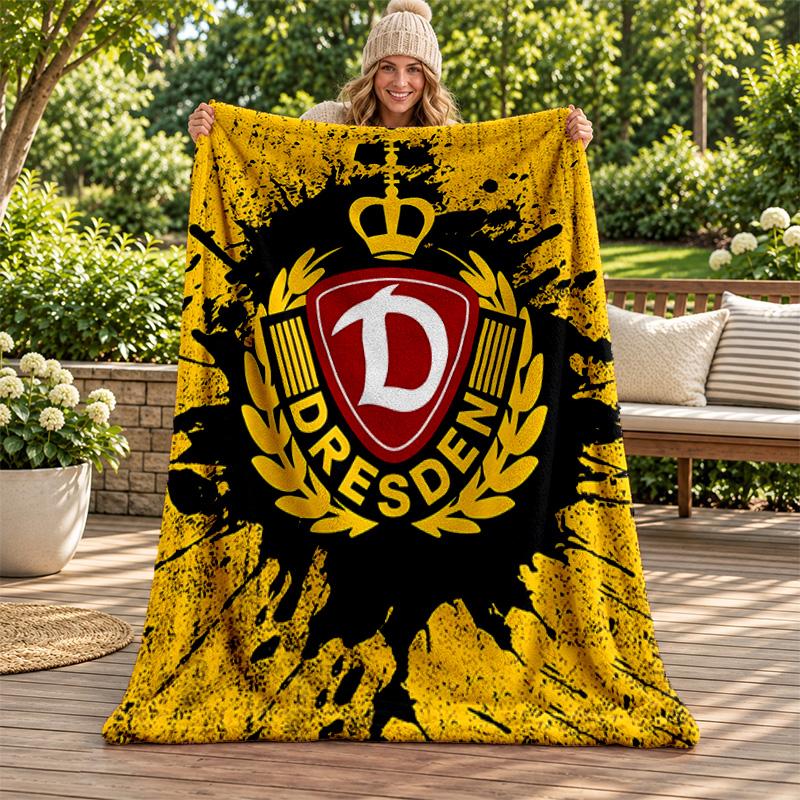 Dynamo Dresden Blanket Flannel Blanket Soft Cozy Plush Throw for Sofa Bed Lightweight Home Decoration Gifts for Christmas Various Holidays