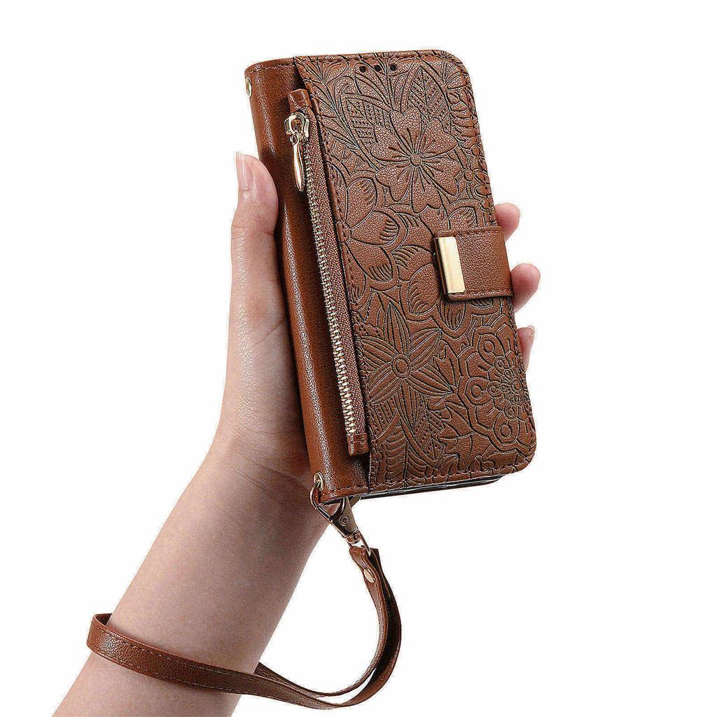 Phone Case For Google Pixel 9 Pro  / 9 Floral Leaf Pattern Multi Card Slots Zipper Leather Phone Cover with Wrist Strap