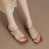 Fashion French Style Retro Vacation Woven Design Toe Flip Flops for Women's Outdoor Wear Summer 2025  Niche Square Heel Low Heel Sandals