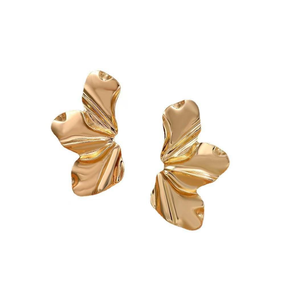 1 pair of vintage gold floral stud earrings, simple and elegant with irregular petal design, alloy earrings for women gifts