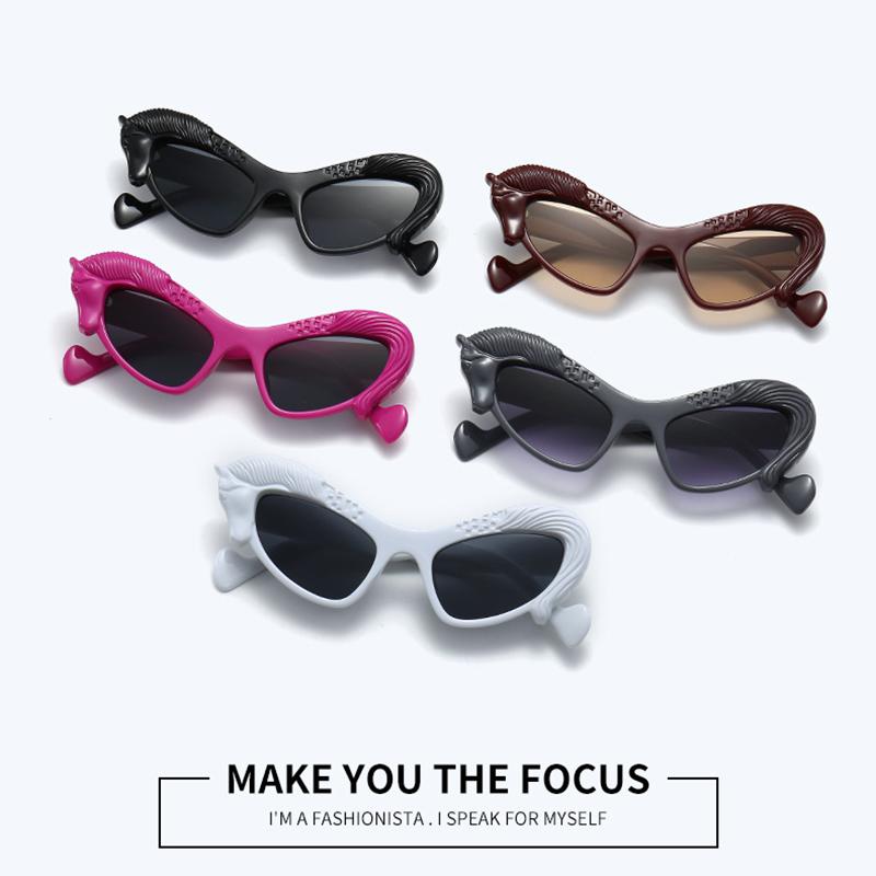 New Brand Designer Flying Horse Frame Sunglasses Women For Men Trendy Cat Eye Sun Glasses Vintage Luxury Punk Hip Hop Shades