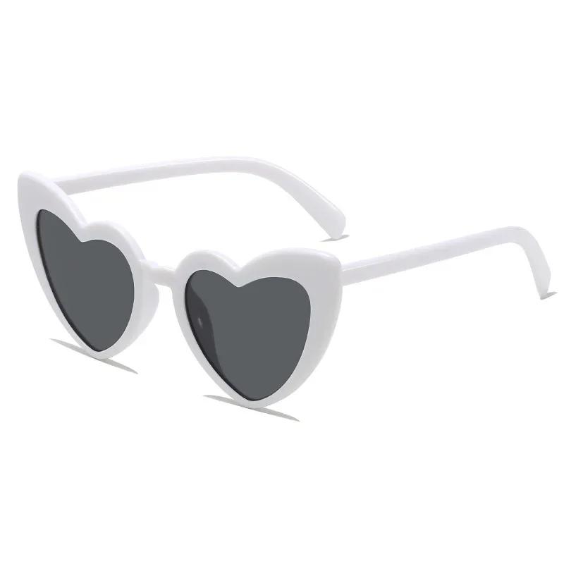 Retro Fashion Heart Shaped Sunglasses Outdoor Sunscreen Alien Personality Party Street Photography Men'S And Women'S Sunglasses