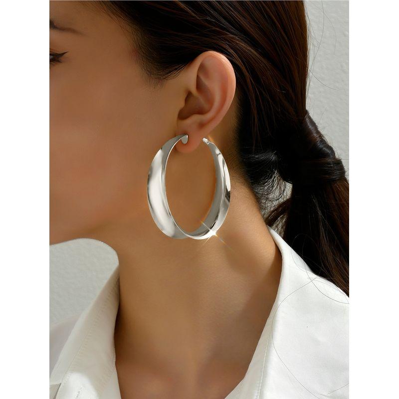 Accessible Luxury Fashion Simplicity and Exaggeration Glossy Metal Big Ear Ring