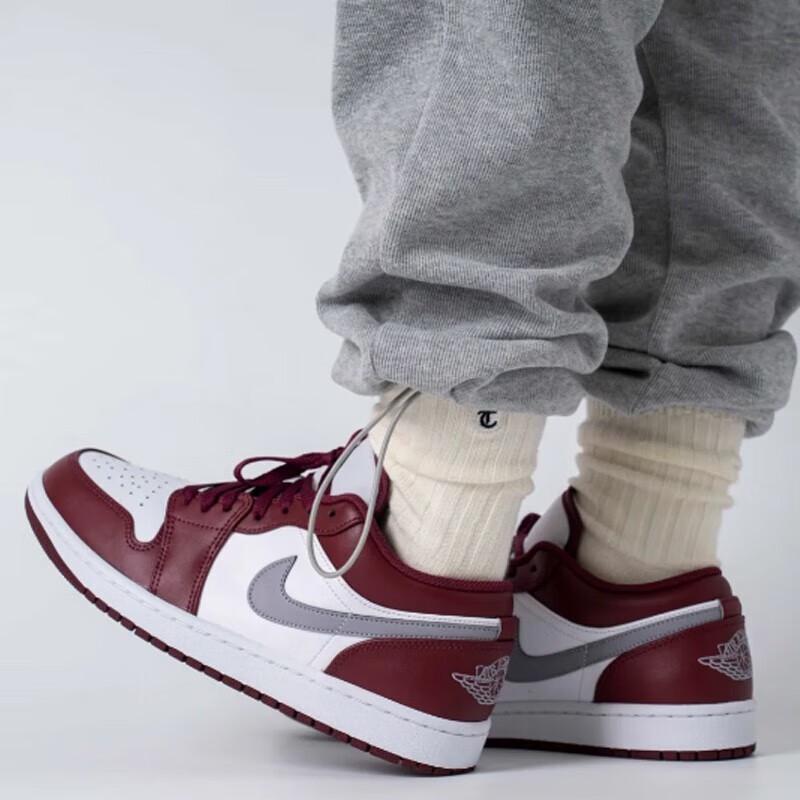 Air Jordan 1 Low GS Cherrywood Red Kids Sneakers White Cement-Grey 553560-615