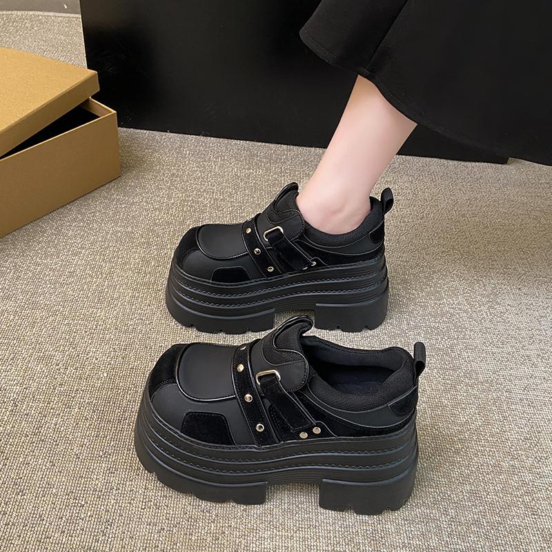 Fashion 2025 New Shoes Chic Fashion Rivet Ankle Boots Women Metal Buckle Round Toe Loafers Punk High Street Luxury Brand Shoes 10.5CM