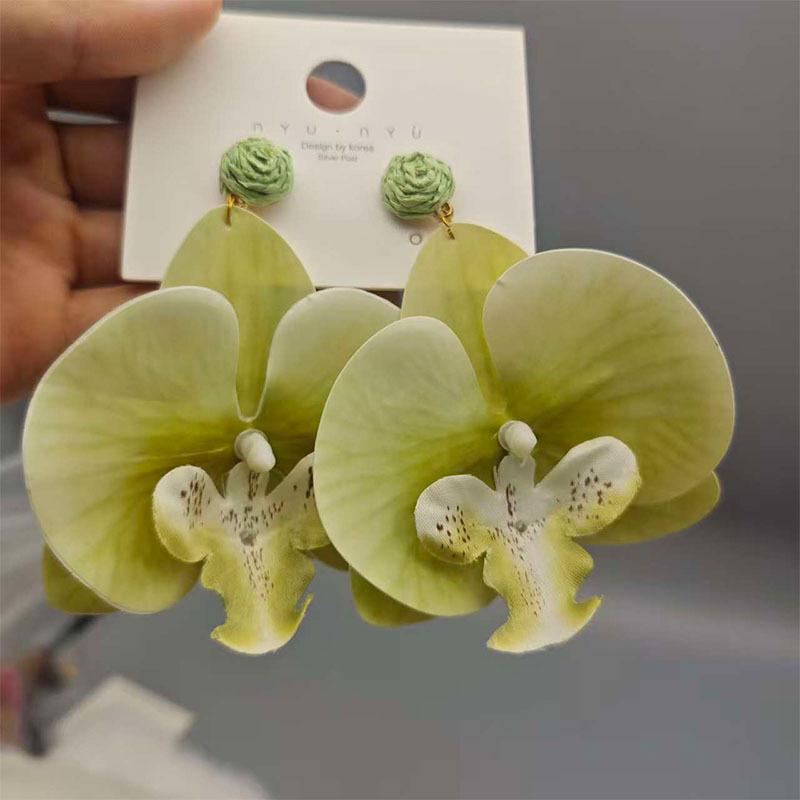 European-American Cross-Border Earrings: Women's Fashion 3D Butterfly Orchid Flower Head Jewelry, Exaggerated High-End Style