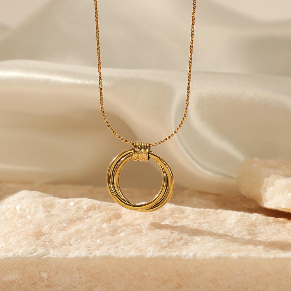 European and American simple round titanium steel necklace women's niche design sense temperament versatile hollow ring collarbone chain