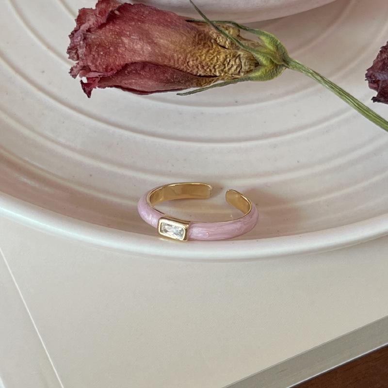 

Новое эмалевое кольцо-бабочка 2024 года: Уникальный, стильный и универсальный Adjustable Open Design