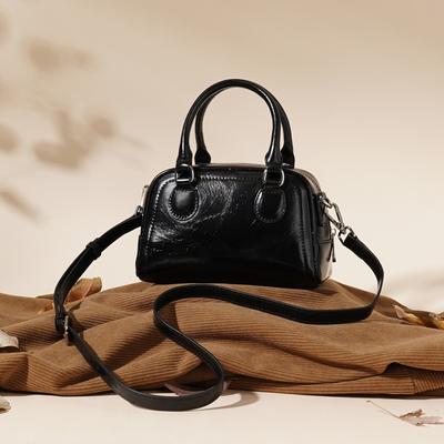 Nuova borsa da donna in pelle di mucca a primo strato minimalista per bowling in pelle premium borsa a mano di grande capacità borsa a cuscino