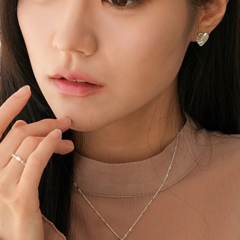 BELLOOGGI Frill heart necklace(40cm)