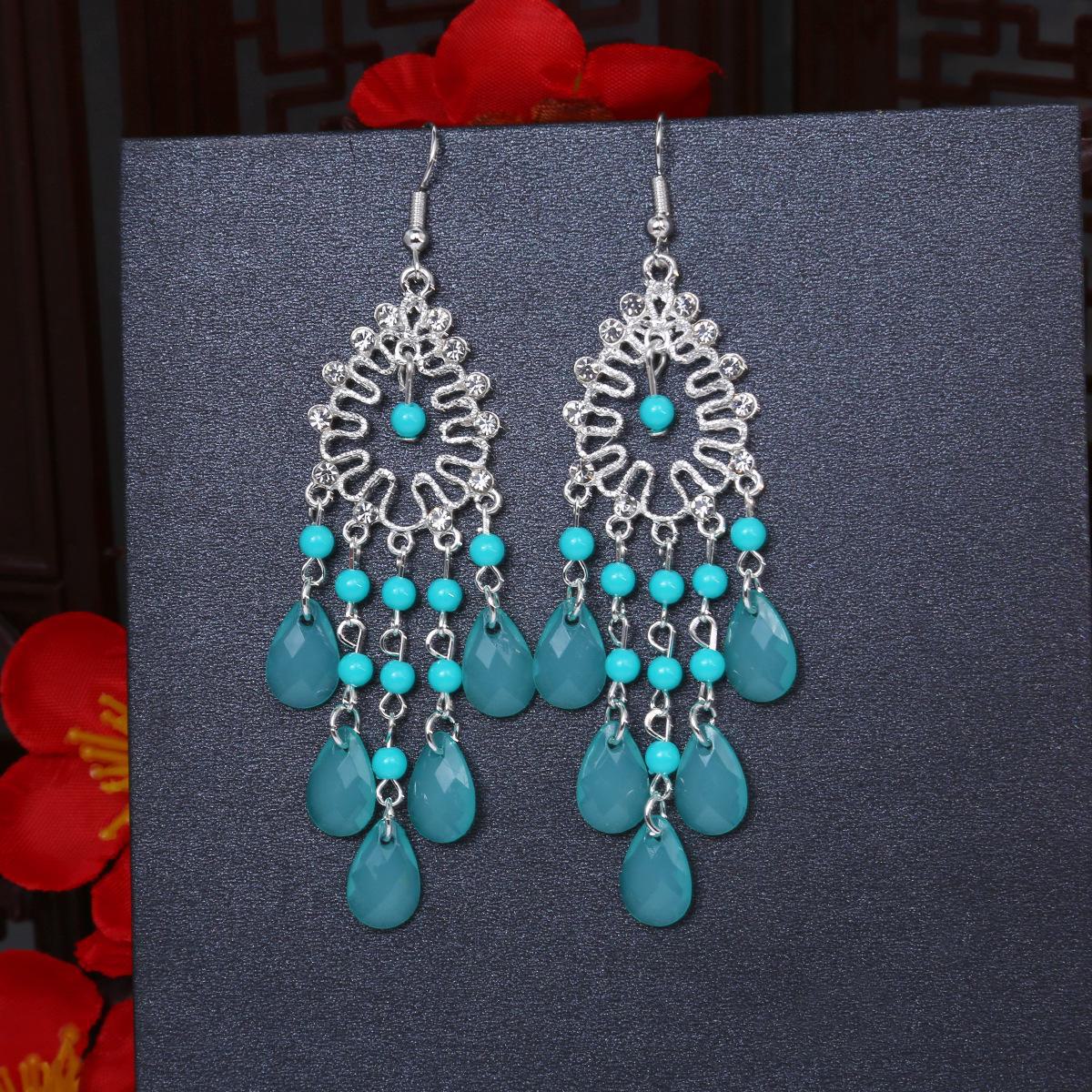 

Богемські сережки з китицями з рисових намистин – етнічний стиль, яскрава індивідуальність E6237-2 синій