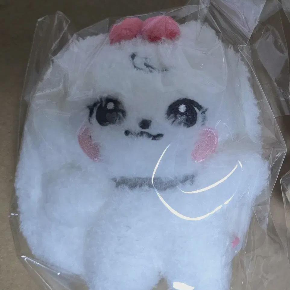 

IVE Миниве Поп-ап Магазин 10см Плюшевый Брелок Вишня