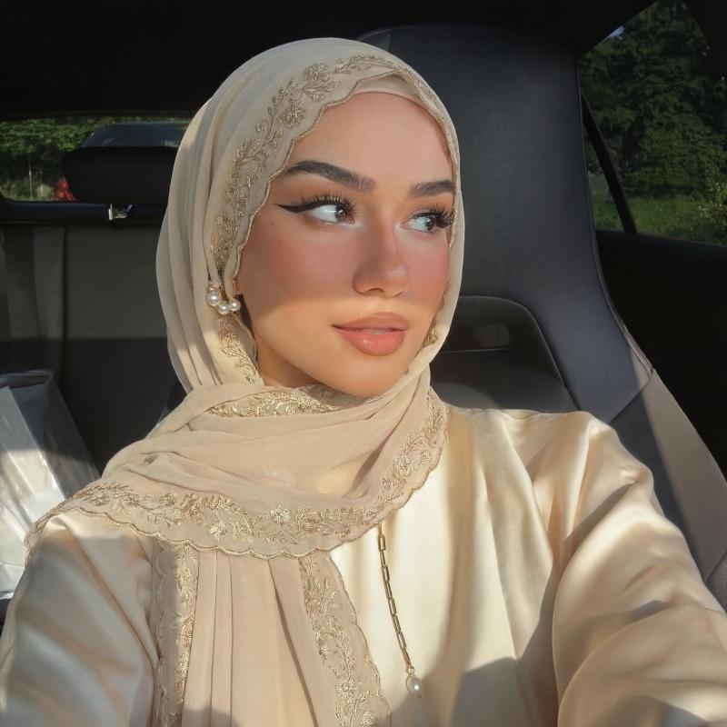 Elegancki Szyfonowy Szalik z Haftowanym Brzegiem Hijab Oddychająca Lekka Bandana Wszechstronny Muzułmański Nakrycie Głowy Na Letnie Wakacje