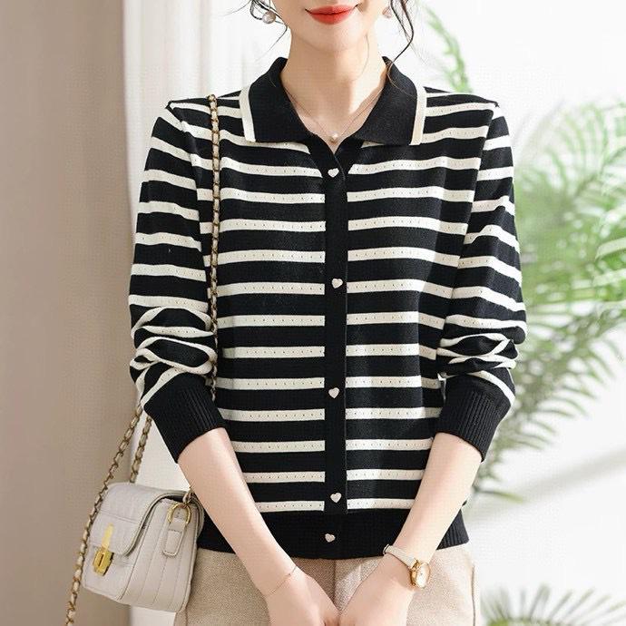 Thickened Knit Sweater for Middle-Aged Women: Stylish Autumn/Winter Pullover