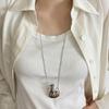 Multifuntional Long Chain Necklace Metal Vase Pendant Necklace Metal Texture Suitable for Everyday Wear and Parties