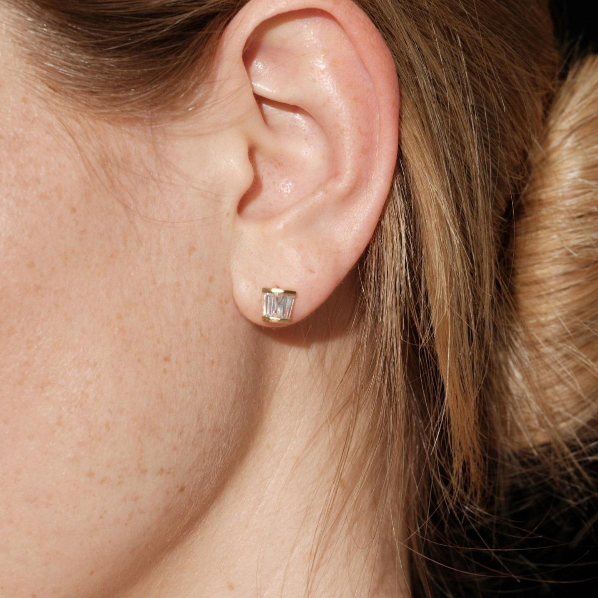 Gilded Years 18K Gold-Plated S925 Sterling Silver Geometric Zircon Stud Earrings 18K Gold Pair (with Earplugs)