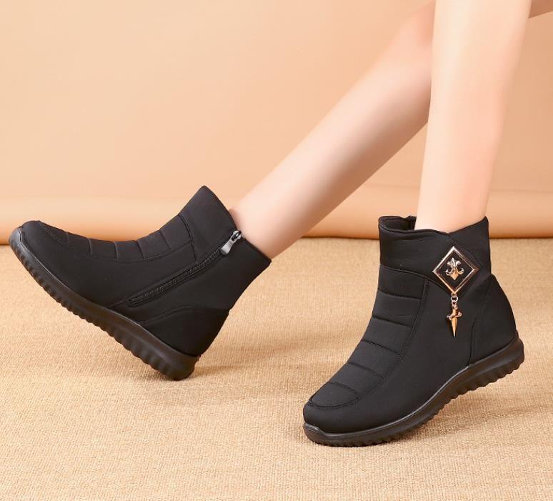 Women's Winter Flat Bottomed Short Boots Warm Round Toe Lightweight Anti Slip Wear-resistant Simple Comfortable Snow Boots