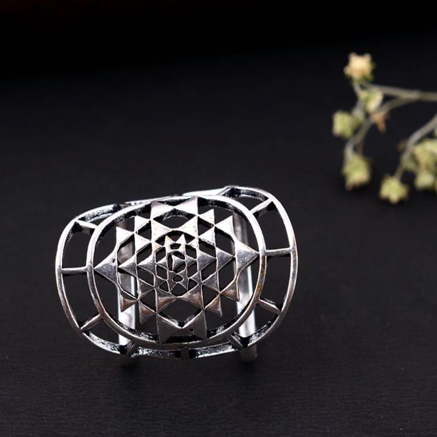 Silver Therapy Arthritis Ring – Handmade Adjustable Joint Support Splint, Thumb Relief Jewelry