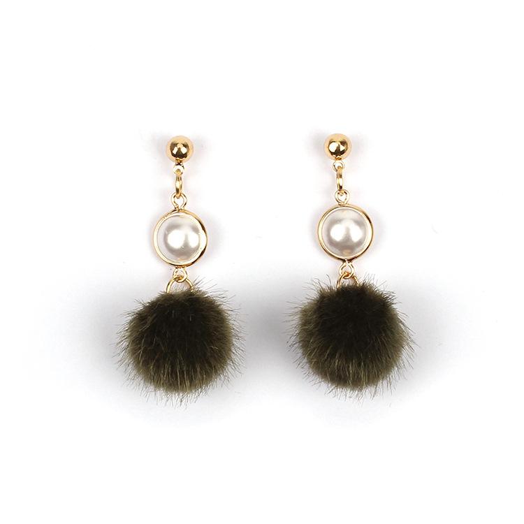 Pearl fur ball earrings, plush ball earrings, personalized versatile winter mink jewelry