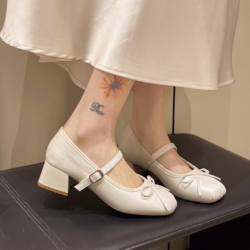 2025 New Butterfly-knot Mid Heel Mary Janes Square Heel Shallow Ladies Shoes On Sale Fashion Spring Autumn Solid Dress Pumps