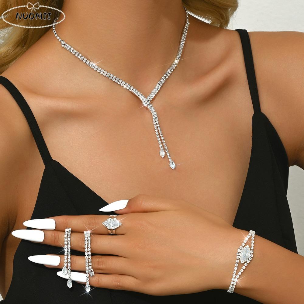 4PC Luxury Rhinestone Jewelry Set Sparkling Simple Necklace Earrings Bracelet Ring Set Geometric Exquisite