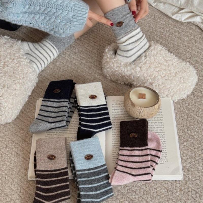 Women's Autumn and Winter Thickened Warm Button Striped Splicing Wool Boneless Tube Pile Socks