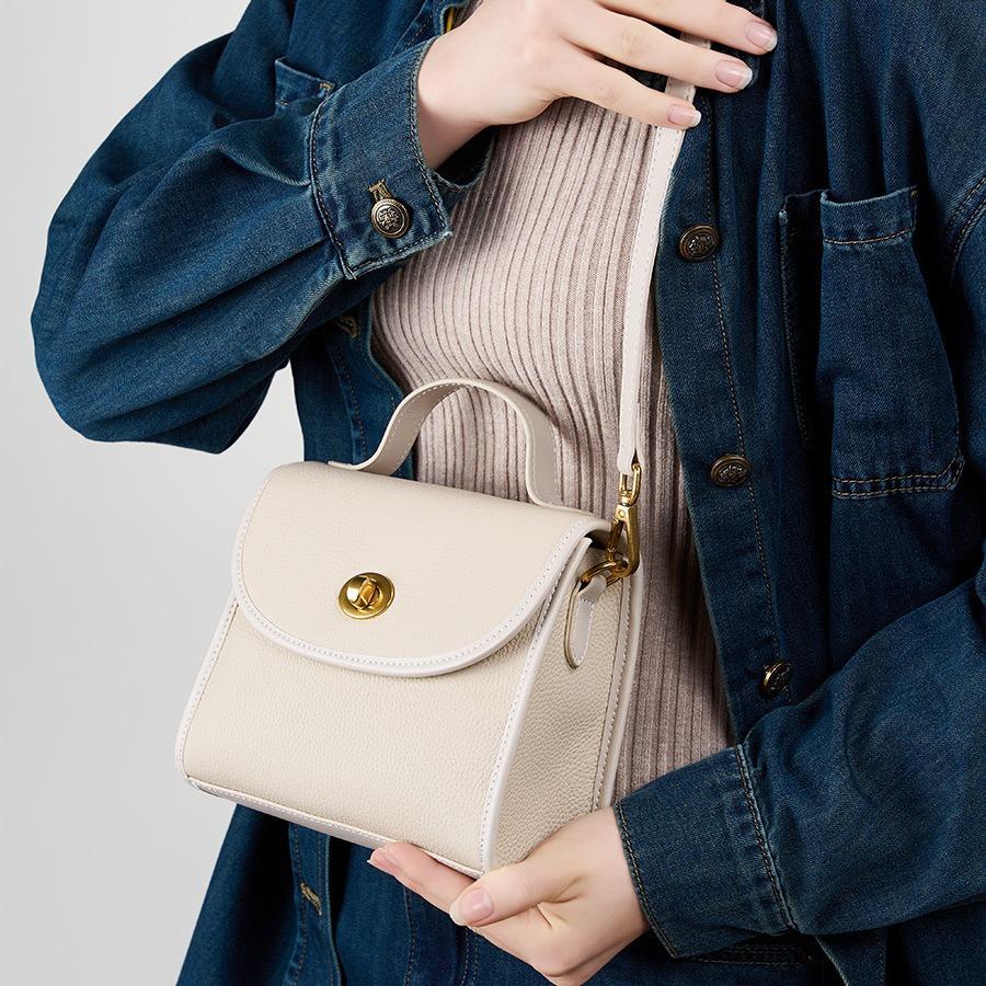 Leather Small Square Bag, New High-end Women's Bag, Shoulder Messenger Bag, Casual.