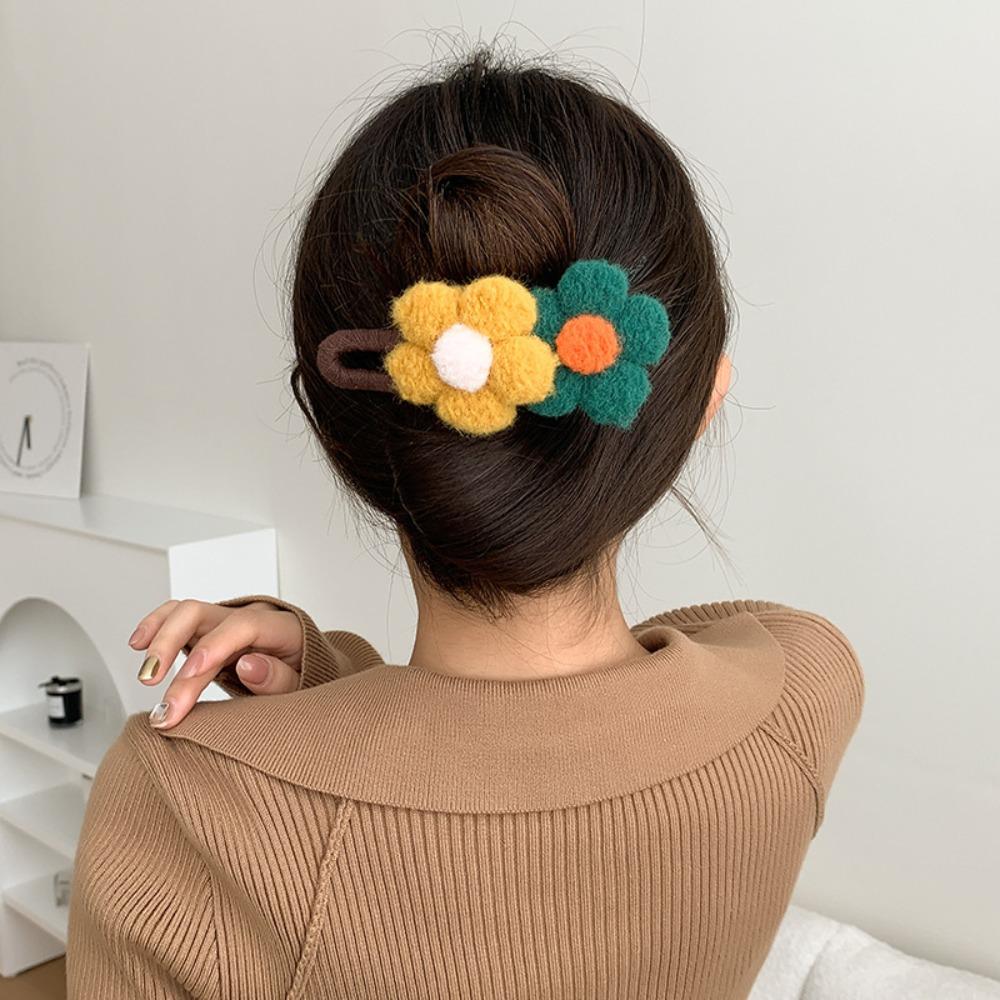 

Large Flower Duckbill Clip Plush Flower Hair Clips New Hairpin Autumn Winter різнокольоровий