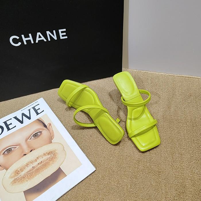 Fashion Shoes Woman 2025 Slippers Casual Thin Heels Heeled Mules Rubber Flip Flops Cross-Tied Square Toe Luxury High Hawaiian Soft Pumps