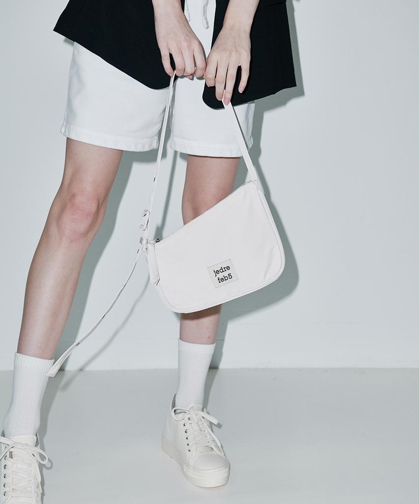 Jedrefeb5 Slant Shoulder Bag Ivory