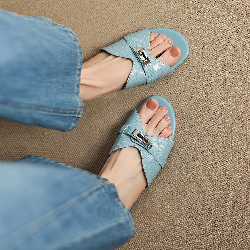 Krazing Pot Cow Skin Mules Summer Size 42 Low Heels Luxury Shoes Metal Decoration Women Superstar Women Peep Toe Slip on Sandals