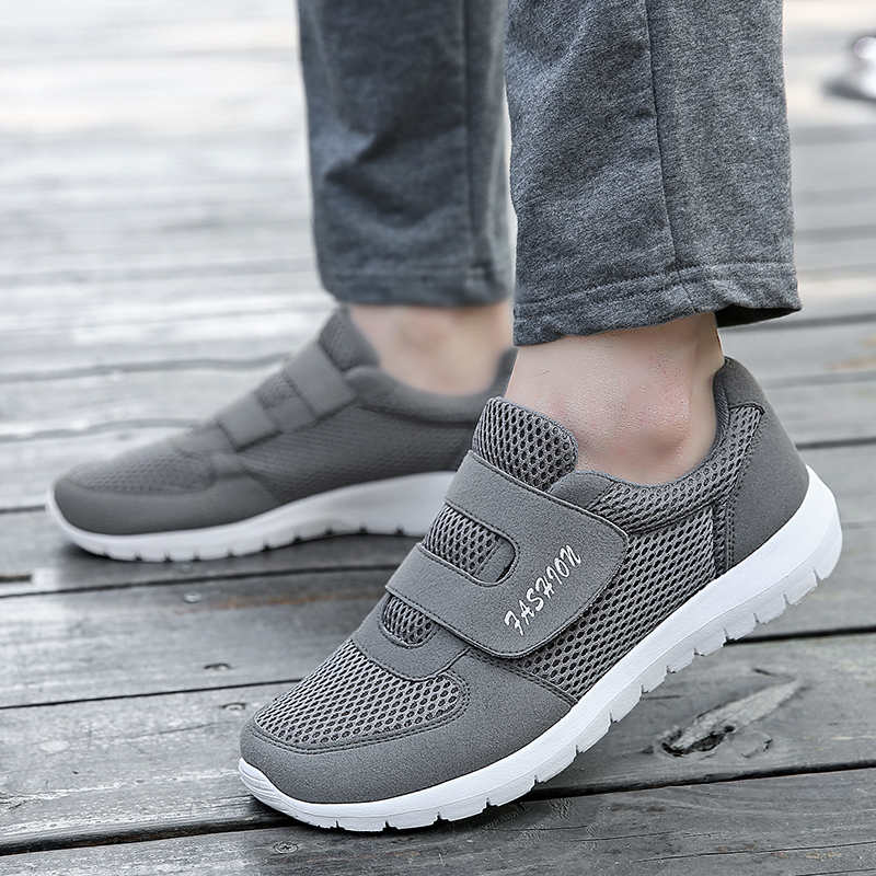 Home Black Sneakers Non-Leather Casual Open Shoes 2025 Footwear Social Male Shoe Hardloop Men's Loafers Summer Husband Tennis