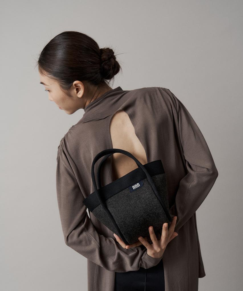 Addstudio Two-Four Bag_Small_Black (Felt)